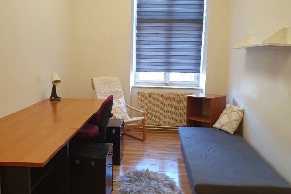 Prenájom bytu 4-izbový 13 m², Veveří, Brno Prenájom bytu 4-izbový 13 m², Veveří, Brno