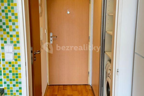 Prenájom bytu 1-izbový 32 m², Kavaleristů, Olomouc