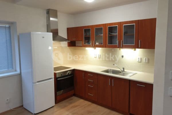 Prenájom bytu 2-izbový 36 m², Za Nadýmačem, Praha Prenájom bytu 2-izbový 36 m², Za Nadýmačem, Praha