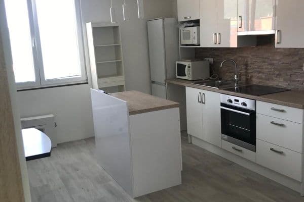 Prenájom bytu 2-izbový 55 m², Ronovská, Adamov Prenájom bytu 2-izbový 55 m², Ronovská, Adamov