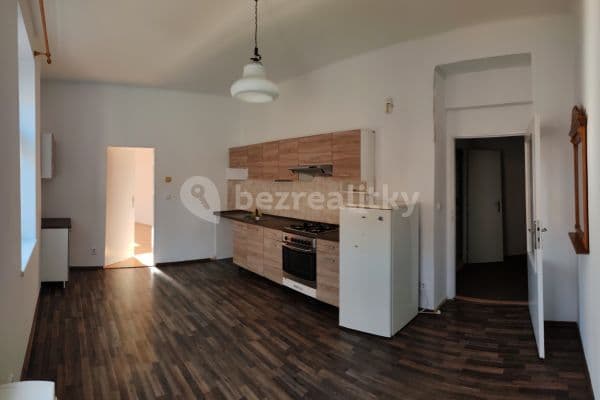 Prenájom bytu 1-izbový 42 m², Ježkova, Praha