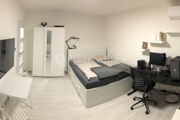 Predaj bytu 1-izbový 37 m², Družby, Pardubice, Pardubický kraj