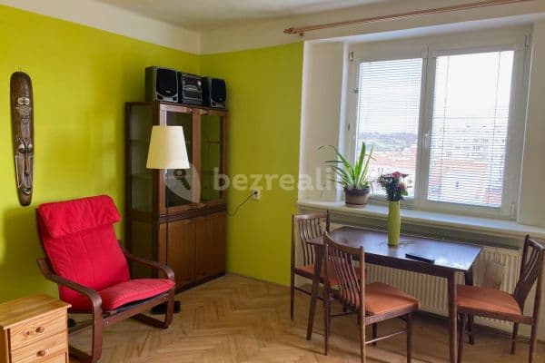 Prenájom bytu 2-izbový 54 m², Čajkovského, Praha