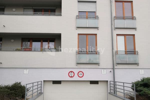 Prenájom garáže 11 m², Kohoutových, Praha, Praha Prenájom garáže 11 m², Kohoutových, Praha, Praha