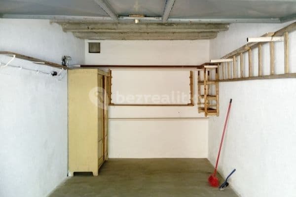 Predaj garáže 21 m², Šamberkova, Kladno