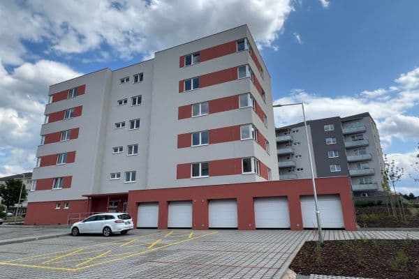 Prenájom bytu 2-izbový 33 m², Maru Špačkové, Rakovník, Středočeský kraj Prenájom bytu 2-izbový 33 m², Maru Špačkové, Rakovník, Středočeský kraj