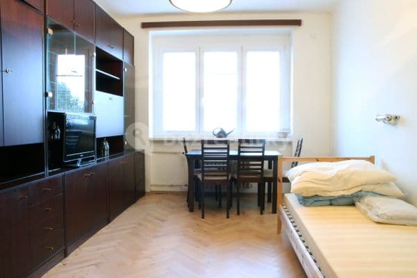 Prenájom bytu 1-izbový 39 m², Na Hřebenech Ⅱ, Hlavní město Praha
