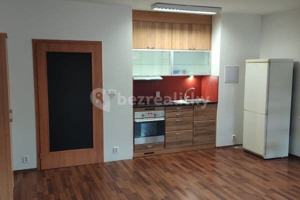 Prenájom bytu 1-izbový 38 m², Přemyslova, Kralupy nad Vltavou