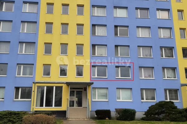 Prenájom bytu 3-izbový 77 m², Tatarkova, Hlavní město Praha