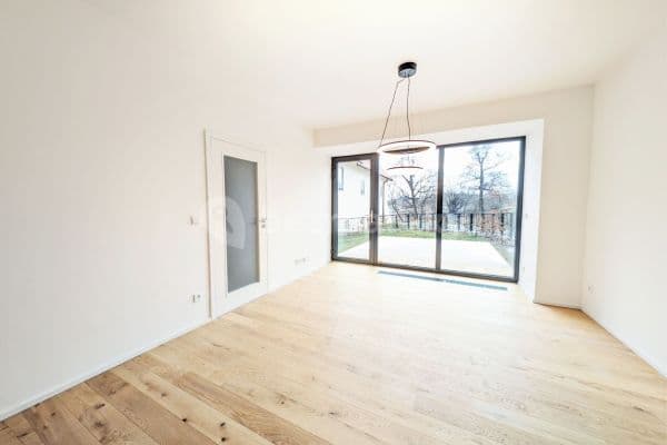 Prenájom bytu 2-izbový 53 m², Na Vidouli, Hlavní město Praha