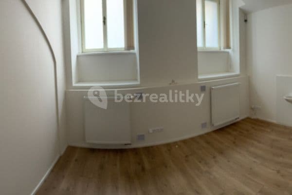 Prenájom nebytového priestoru 20 m², Vocelova, Praha