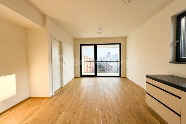 Prenájom bytu 2-izbový 54 m², Jankovcova, Praha Prenájom bytu 2-izbový 54 m², Jankovcova, Praha