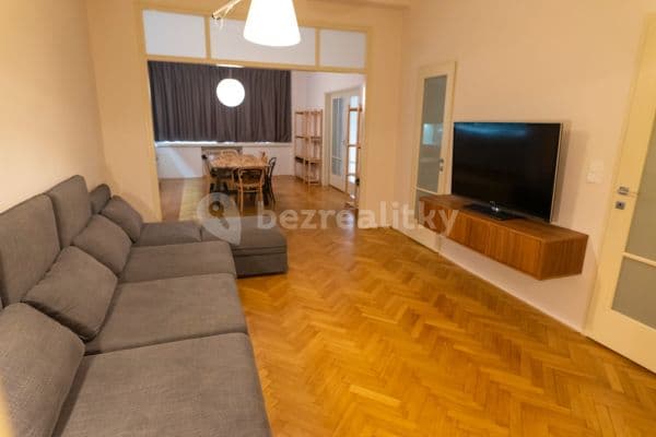 Prenájom bytu 4-izbový 123 m², Stroupežnického, Hlavní město Praha