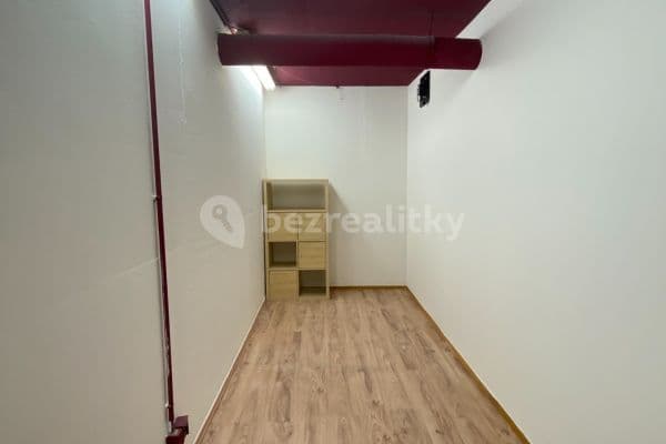 Prenájom nebytového priestoru 14 m², Malešická, Hlavní město Praha