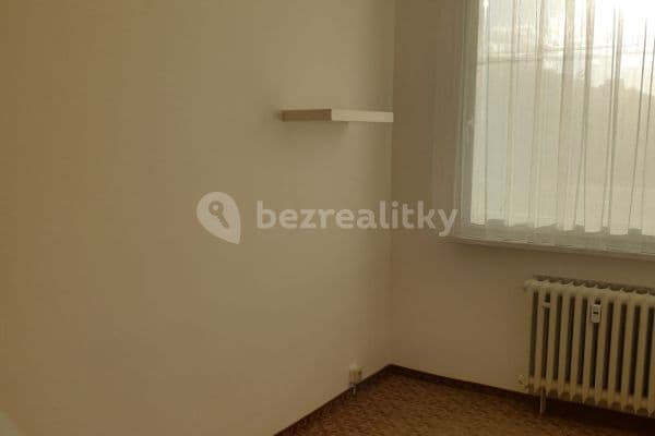 Prenájom bytu 3-izbový 54 m², U Sluncové, Hlavní město Praha