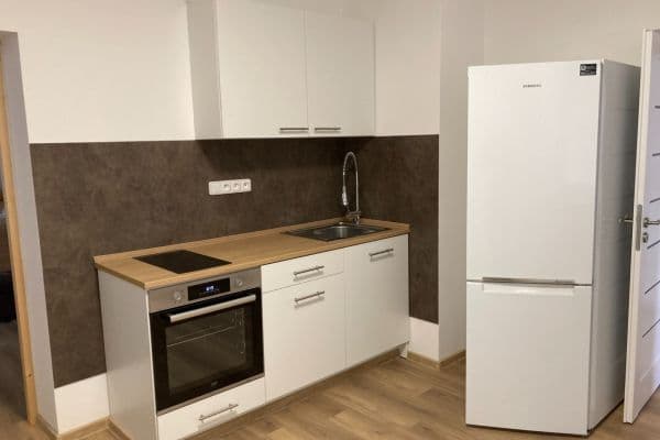 Prenájom bytu 2-izbový 50 m², K Dolu Marie, Příbram Prenájom bytu 2-izbový 50 m², K Dolu Marie, Příbram
