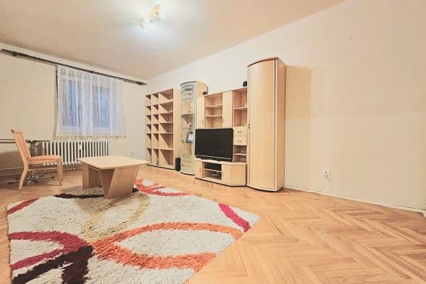 Predaj bytu 2-izbový 56 m², Dvouletky, Praha Predaj bytu 2-izbový 56 m², Dvouletky, Praha