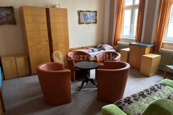 Prenájom bytu 2-izbový 83 m², J. V. Sládka, Teplice, Ústecký kraj