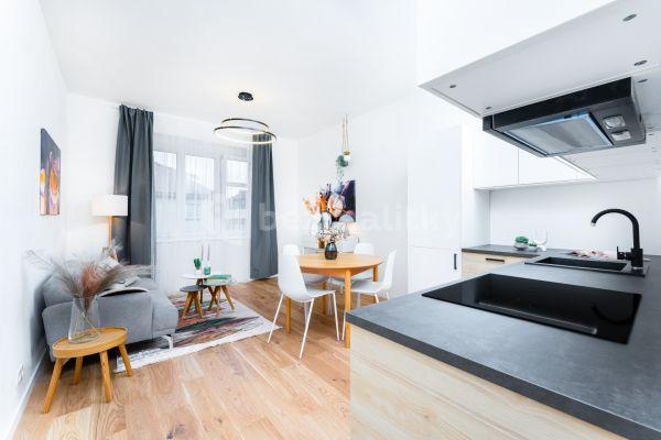 Predaj bytu 2-izbový 52 m², Přístavní, Hlavní město Praha