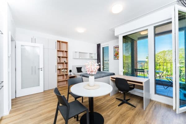 Prenájom bytu 1-izbový 36 m², Odkolkova, Praha Prenájom bytu 1-izbový 36 m², Odkolkova, Praha