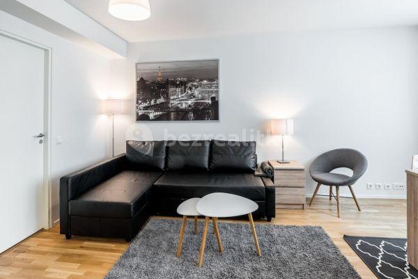 Prenájom bytu 3-izbový 74 m², Magisterská, Pilsen