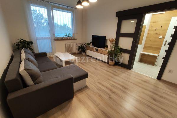 Prenájom bytu 2-izbový 44 m², Nová, Hranice, Olomoucký kraj