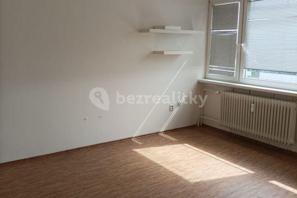 Prenájom bytu 1-izbový 26 m², Polní, Hradec Králové