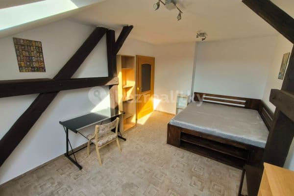 Prenájom bytu 1-izbový 40 m², Benešovo nábřeží, Zlín, Zlínský kraj Prenájom bytu 1-izbový 40 m², Benešovo nábřeží, Zlín, Zlínský kraj