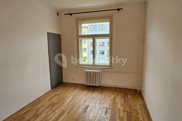 Prenájom bytu 3-izbový 63 m², Sudoměřská, Praha, Praha