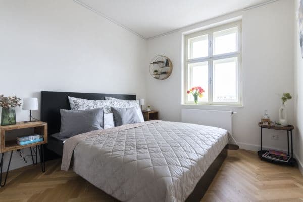 Prenájom bytu 47 m², Bořivojova, Praha Prenájom bytu 47 m², Bořivojova, Praha