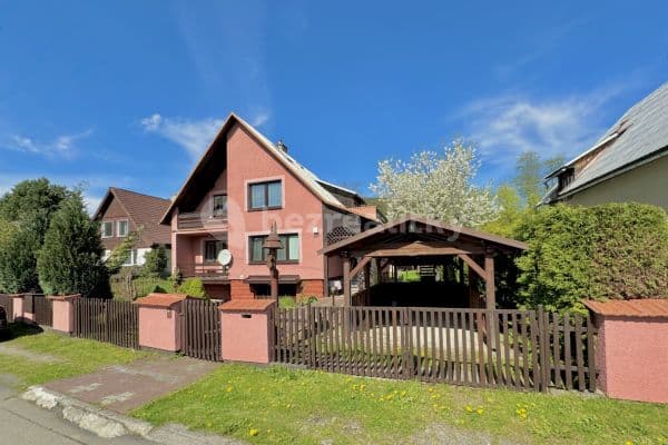 Predaj domu 187 m², pozemek 800 m², Velké Karlovice, Zlínský kraj