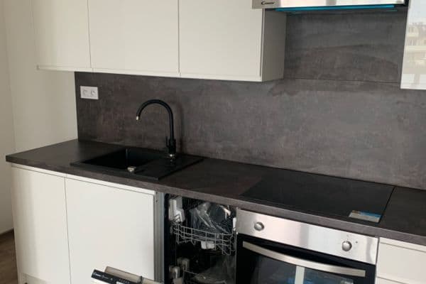 Prenájom bytu 2-izbový 56 m², Olomouc Prenájom bytu 2-izbový 56 m², Olomouc