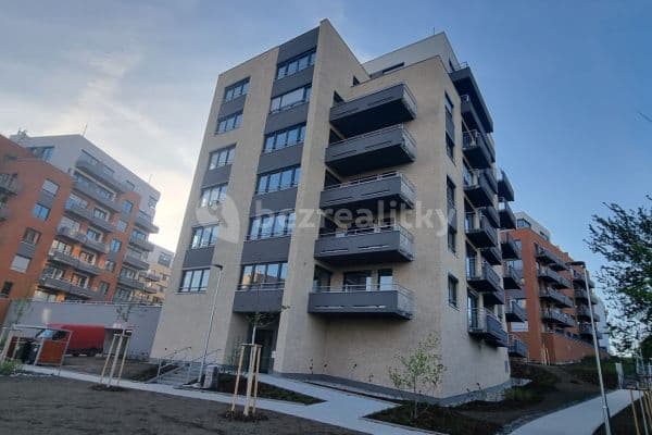 Prenájom bytu 1-izbový 34 m², Hlavní město Praha