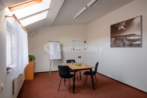 Prenájom kancelárie 21 m², Nováčkova, Brno