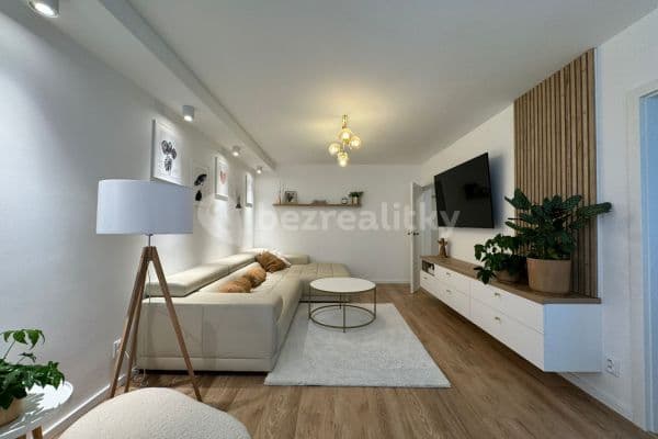 Predaj bytu 3-izbový 82 m², Arbesova, Kladno
