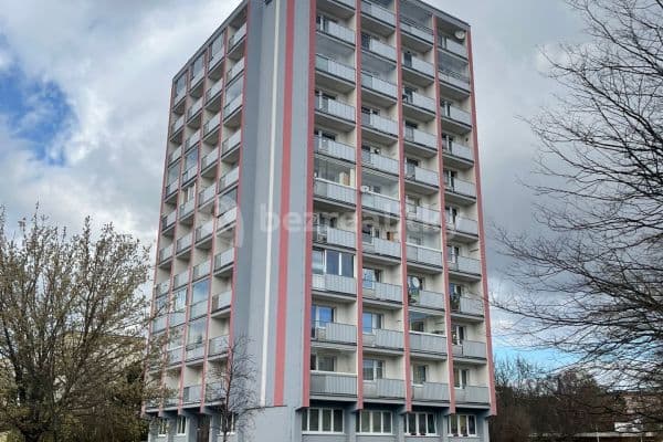 Prenájom bytu 2-izbový 63 m², Unhošťská, Kladno, Středočeský kraj