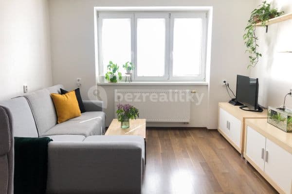 Prenájom bytu 2-izbový 45 m², Korejská, Brno