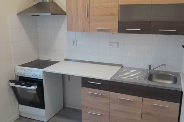 Prenájom bytu 1-izbový 20 m², Chocerady Prenájom bytu 1-izbový 20 m², Chocerady