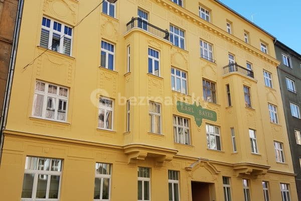 Prenájom bytu 2-izbový 70 m², Foersterova, Karlovy Vary, Karlovarský kraj