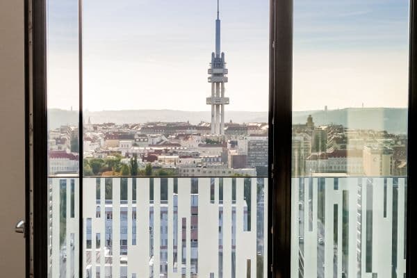 Prenájom bytu 80 m², Olšanská H, Praha Prenájom bytu 80 m², Olšanská H, Praha
