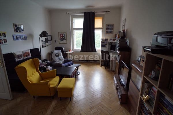 Prenájom bytu 2-izbový 55 m², Preslova, Praha Prenájom bytu 2-izbový 55 m², Preslova, Praha