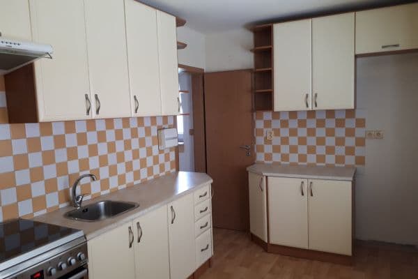 Prenájom bytu 2-izbový 58 m², Horní, Ostrava Prenájom bytu 2-izbový 58 m², Horní, Ostrava