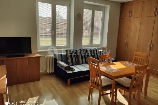 Prenájom bytu 2-izbový 47 m², Bezručova, Brno Prenájom bytu 2-izbový 47 m², Bezručova, Brno