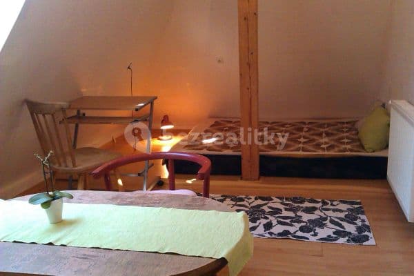 Prenájom bytu 10 m², Jarní, Brno Prenájom bytu 10 m², Jarní, Brno