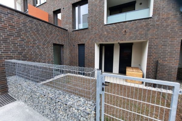 Prenájom bytu 1-izbový 33 m², Benešova, Praha Prenájom bytu 1-izbový 33 m², Benešova, Praha