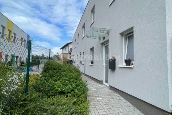 Prenájom domu 97 m², pozemek 130 m², Tři Vršky, Králův Dvůr Prenájom domu 97 m², pozemek 130 m², Tři Vršky, Králův Dvůr