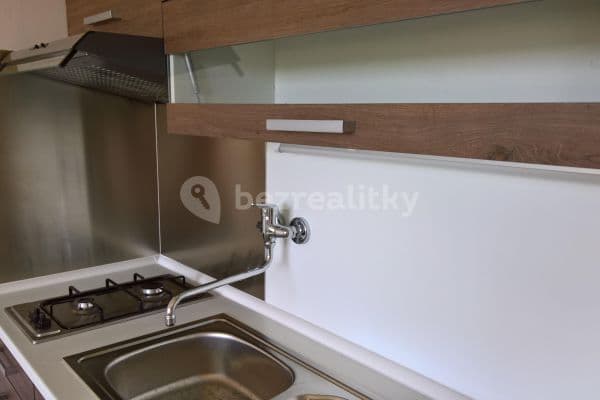 Prenájom bytu 1-izbový 21 m², Heranova, Ústí nad Orlicí Prenájom bytu 1-izbový 21 m², Heranova, Ústí nad Orlicí