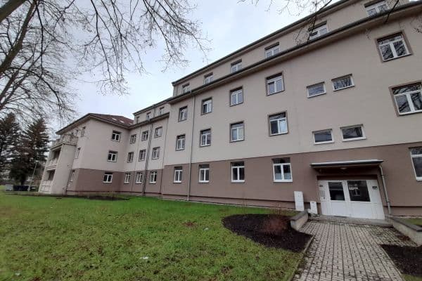 Prenájom bytu 1-izbový 21 m², Slepá, Milovice Prenájom bytu 1-izbový 21 m², Slepá, Milovice