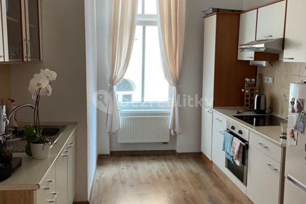 Prenájom bytu 2-izbový 57 m², Sokolovská, Karlovy Vary, Karlovarský kraj Prenájom bytu 2-izbový 57 m², Sokolovská, Karlovy Vary, Karlovarský kraj