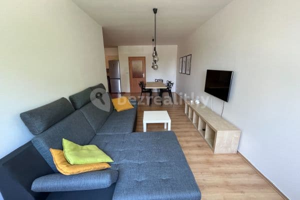 Prenájom bytu 2-izbový 63 m², Měšická, Praha Prenájom bytu 2-izbový 63 m², Měšická, Praha
